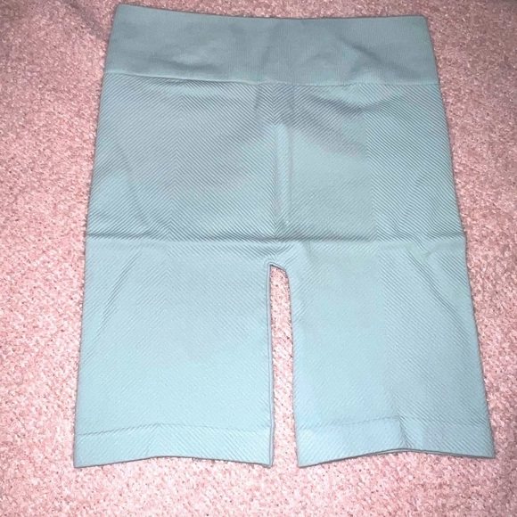 Nikibiki MINT GREEN BIKER SHORTS - Picture 1 of 7
